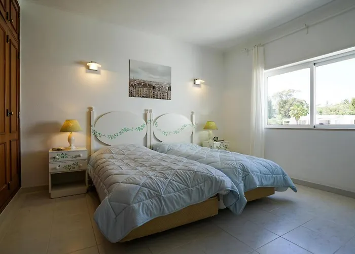 Ramalhete Panoramic View アパート